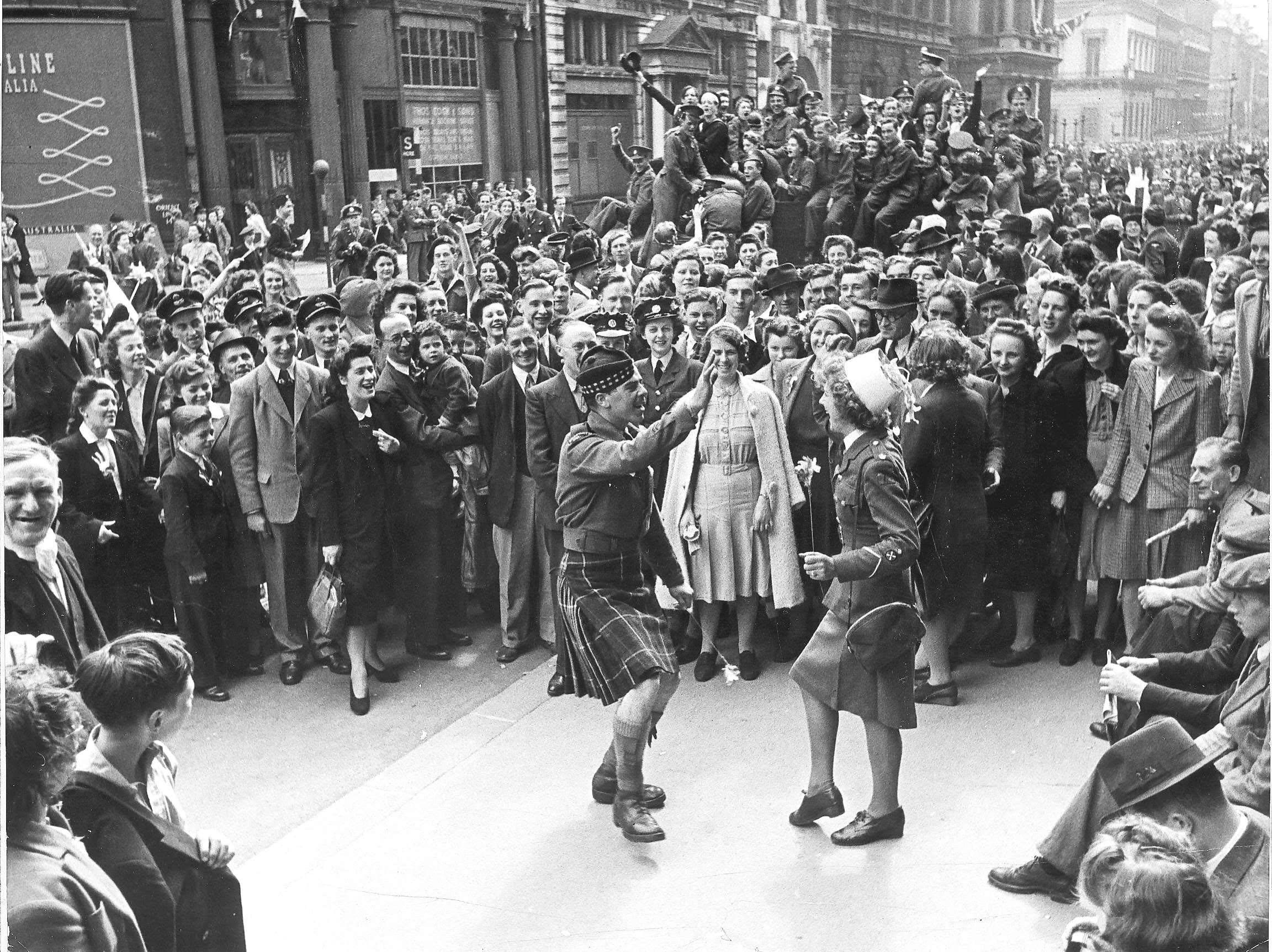 VE Day in pictures | English Heritage